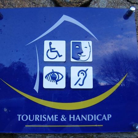 La Ferme Des Genets Bed & Breakfast Medeyrolles ภายนอก รูปภาพ