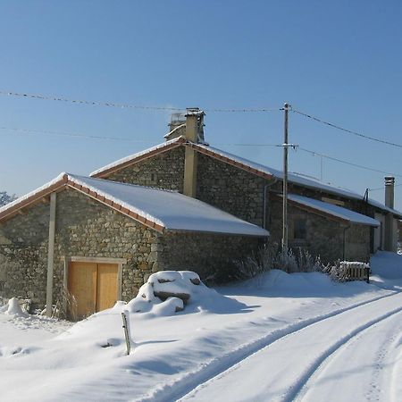 La Ferme Des Genets Bed & Breakfast Medeyrolles ภายนอก รูปภาพ